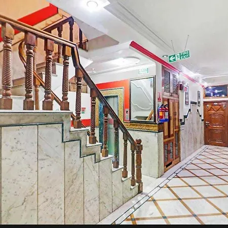 Super Hotel O Blue Sapphire Delhi